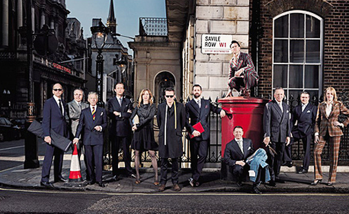 在不同场合西装怎么选择